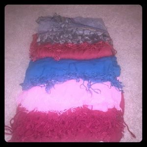 5 Scarfs